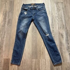 A'2nd Special A Distressed Cropped
Skinny Jeans - Size 5 denim pants